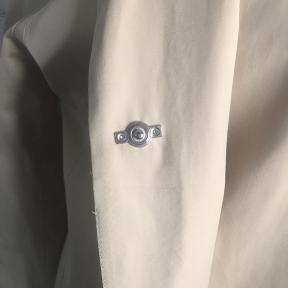 Gallery Long Coat. Water resistant - Picture 4 of 6